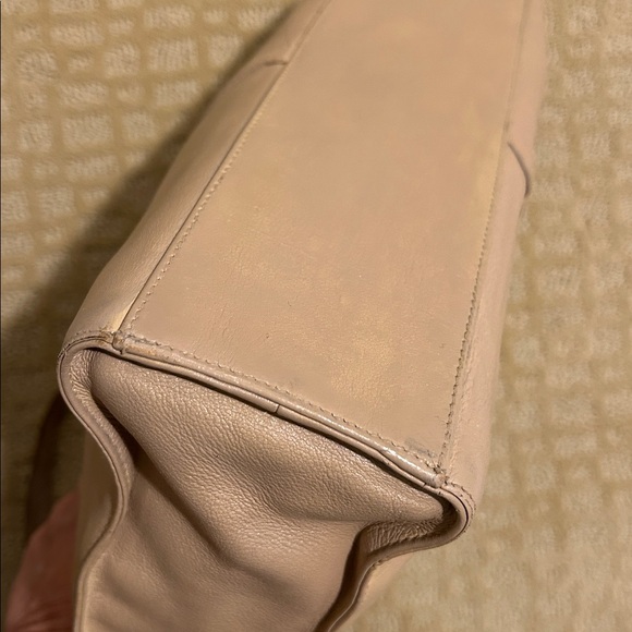 Gucci Jackie Piston Lock Tan Leather Shoulder Bag - Picture 8 of 15